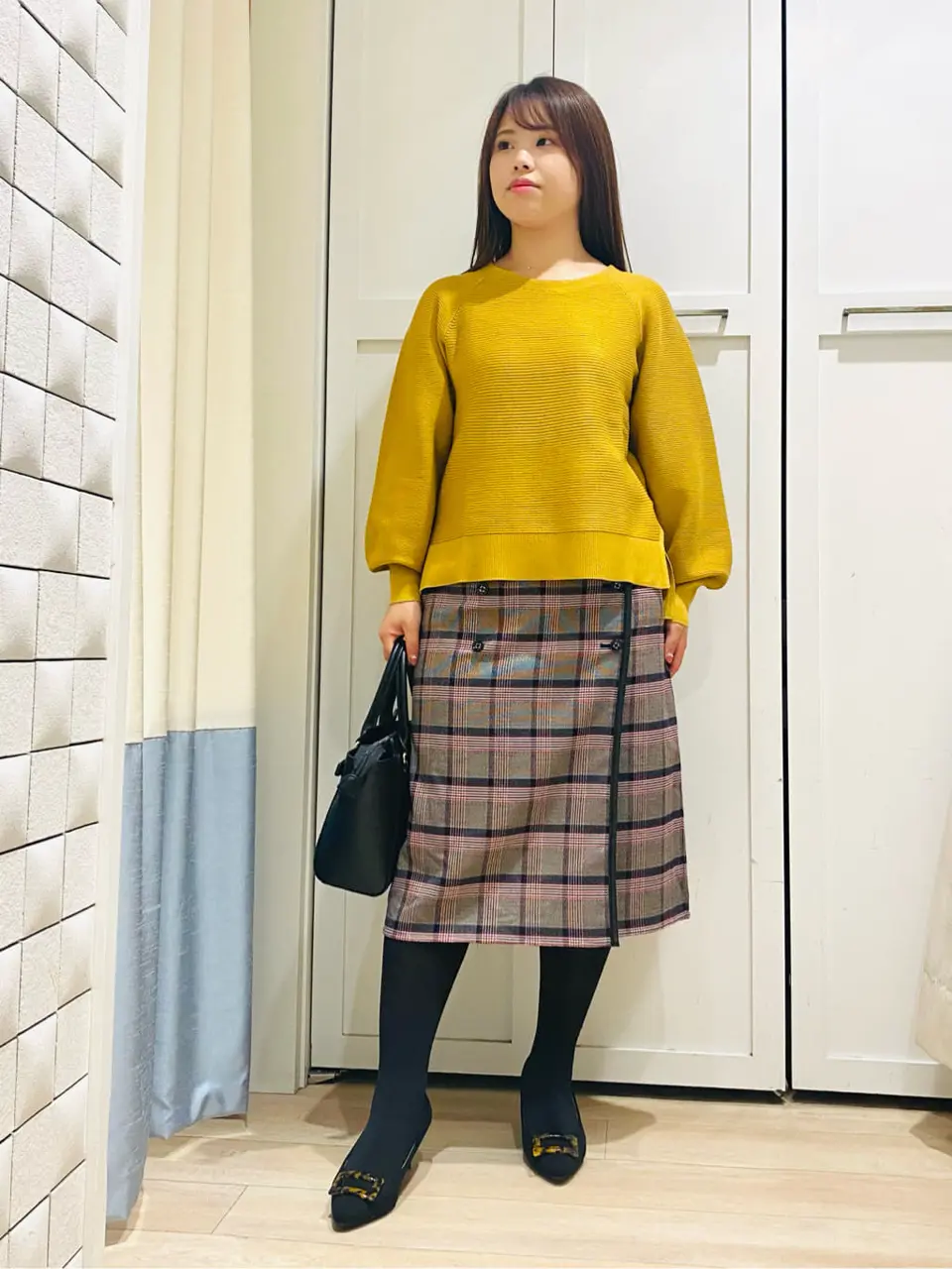 ANY SIS スタッフ コーディネート画像