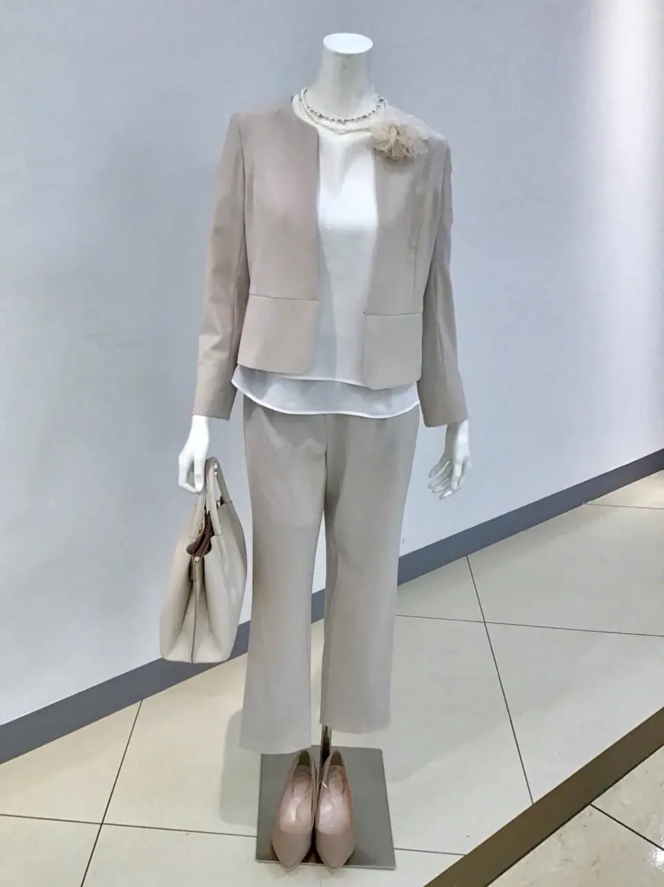 ANY SIS 本田 コーディネート画像