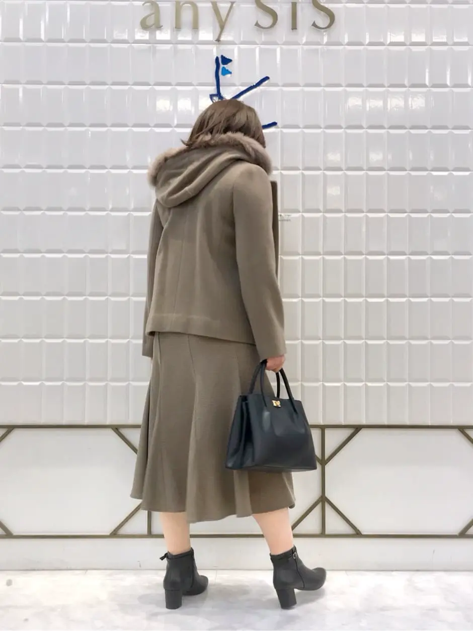 ANY SIS 中山 コーディネート画像