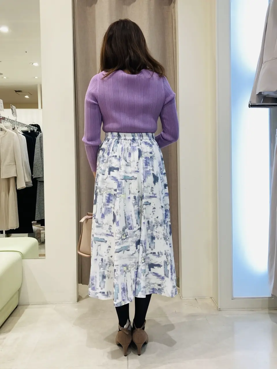 ANY SIS 川根　彩 コーディネート画像