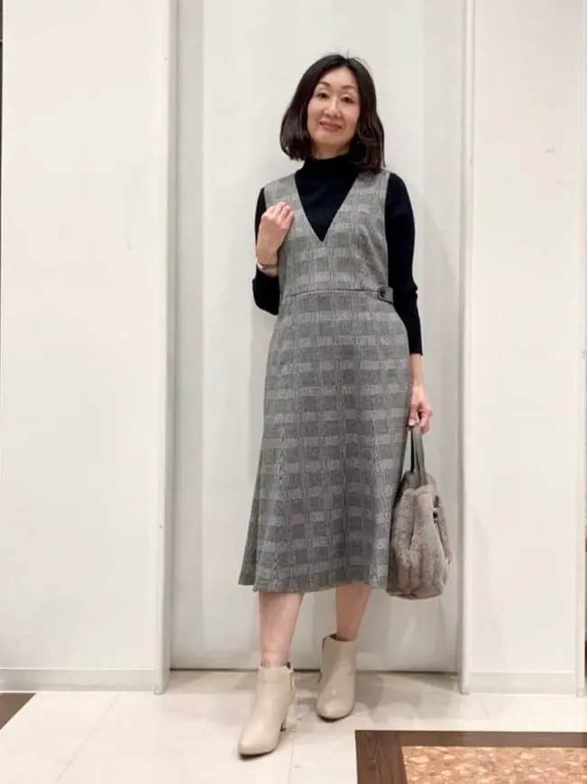 ANY SIS スタッフ コーディネート画像