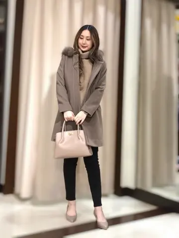 ANY SIS STAFF コーディネート画像