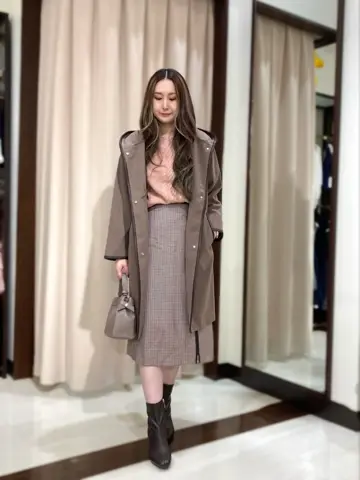 ANY SIS STAFF コーディネート画像