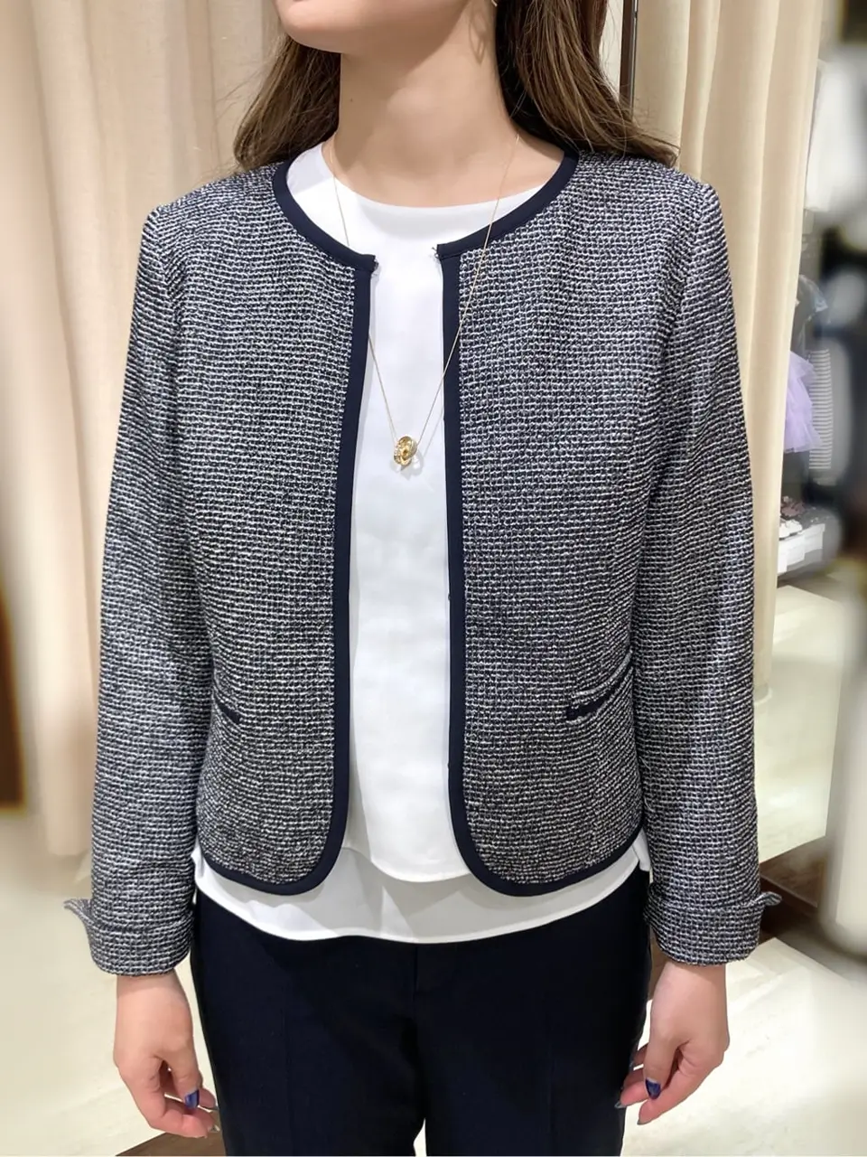 ANY SIS STAFF コーディネート画像