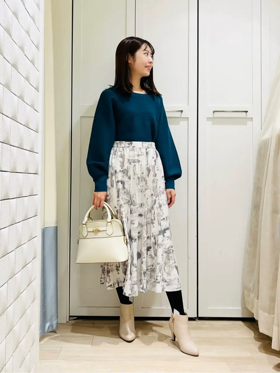 ANY SIS スタッフ コーディネート画像