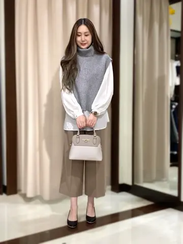 ANY SIS STAFF コーディネート画像