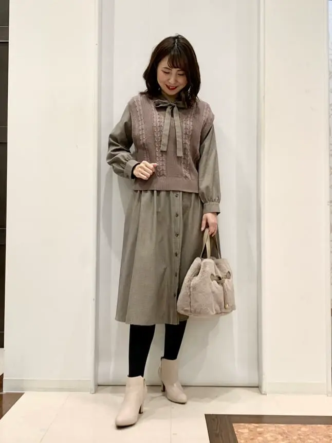 ANY SIS 横田 コーディネート画像