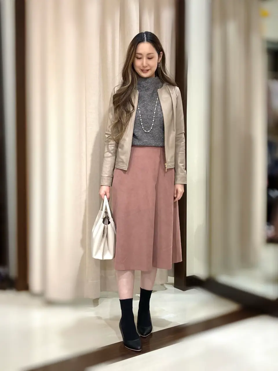 ANY SIS STAFF コーディネート画像