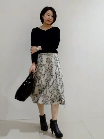 ANY SIS スタッフ コーディネート画像