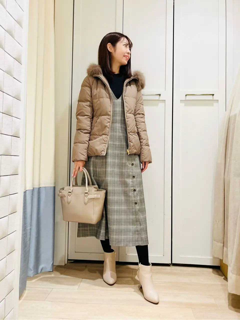 ANY SIS スタッフ コーディネート画像