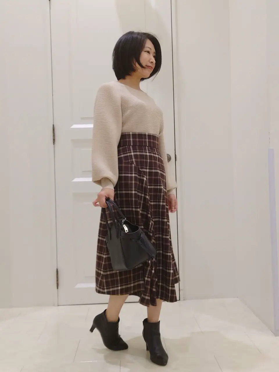 ANY SIS スタッフ コーディネート画像