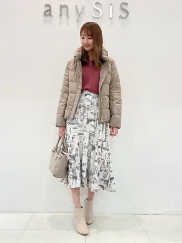 ANY SIS スタッフ コーディネート画像