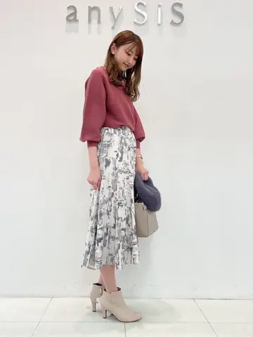 ANY SIS スタッフ コーディネート画像