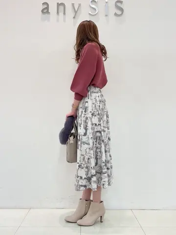 ANY SIS スタッフ コーディネート画像