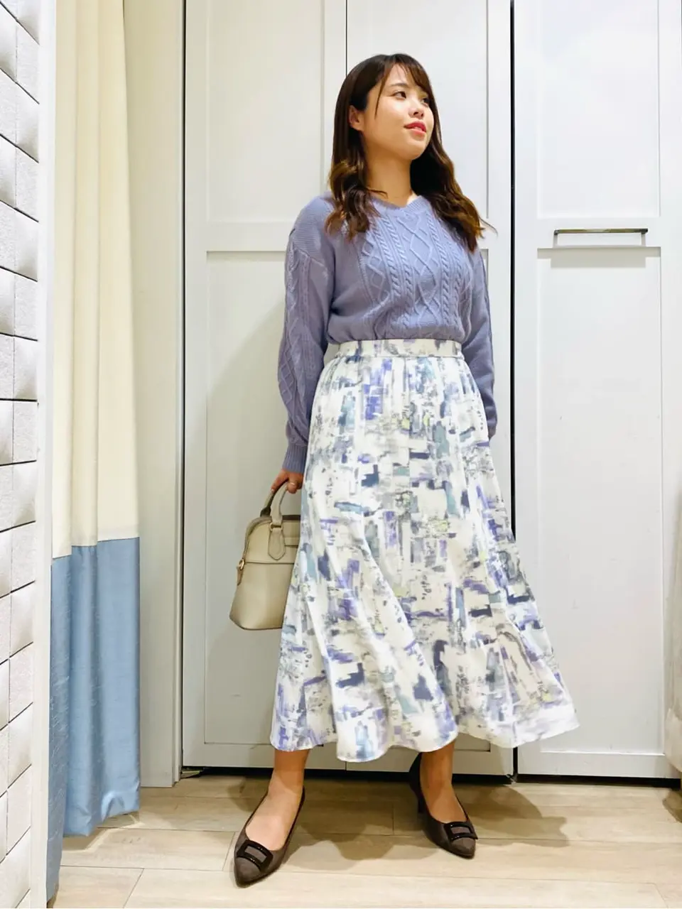 ANY SIS スタッフ コーディネート画像