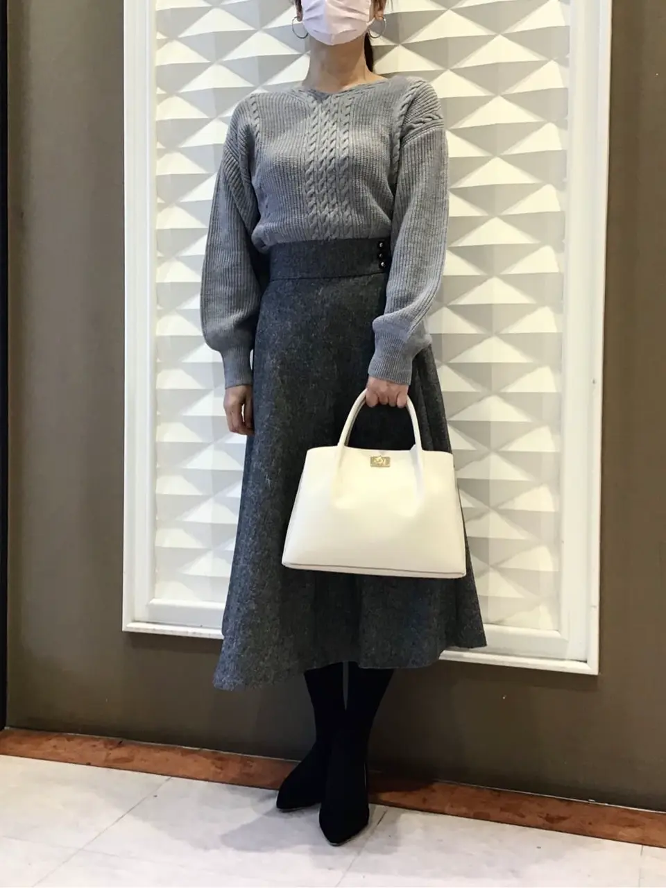 ANY SIS スタッフ コーディネート画像