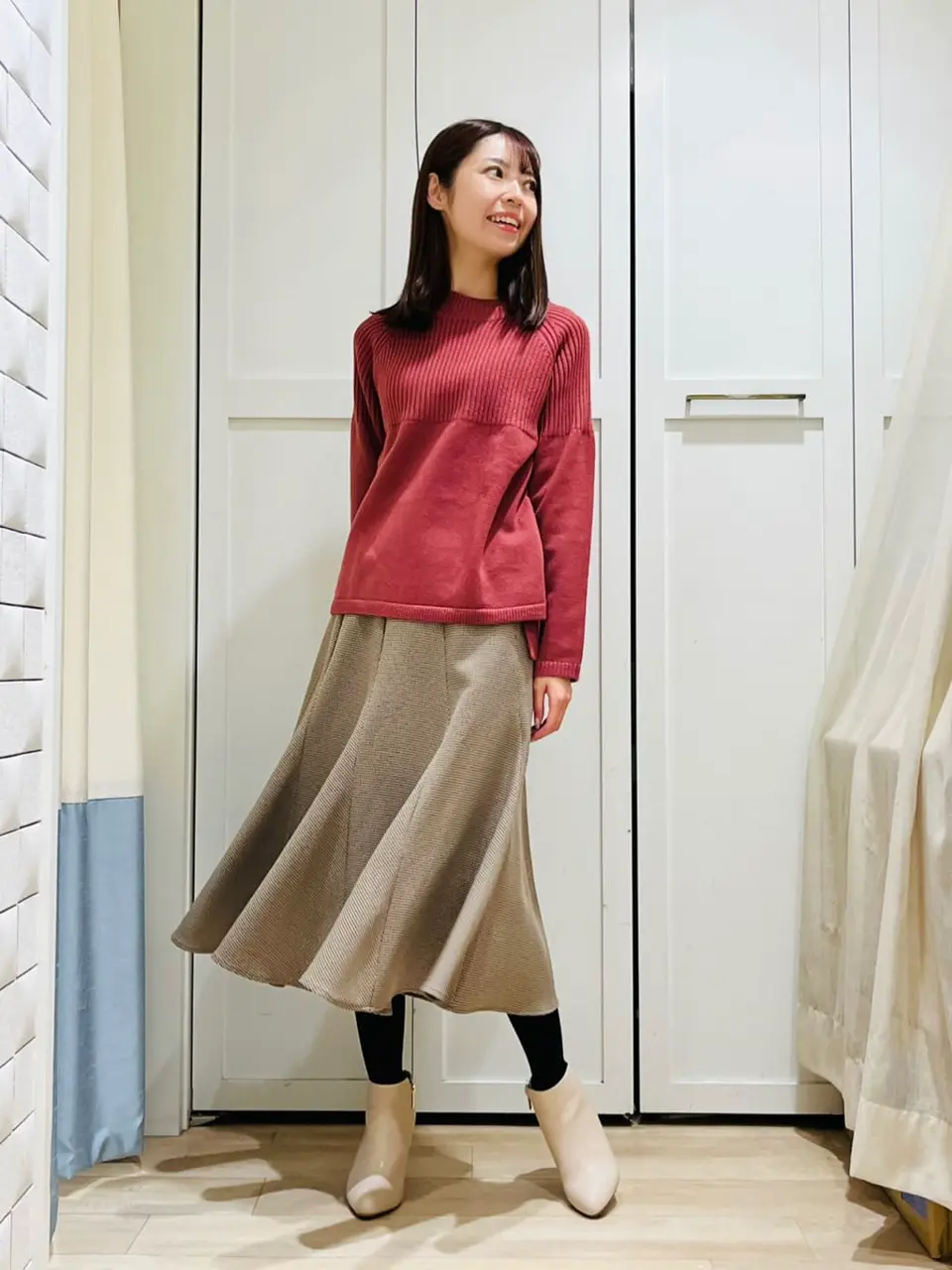 ANY SIS スタッフ コーディネート画像