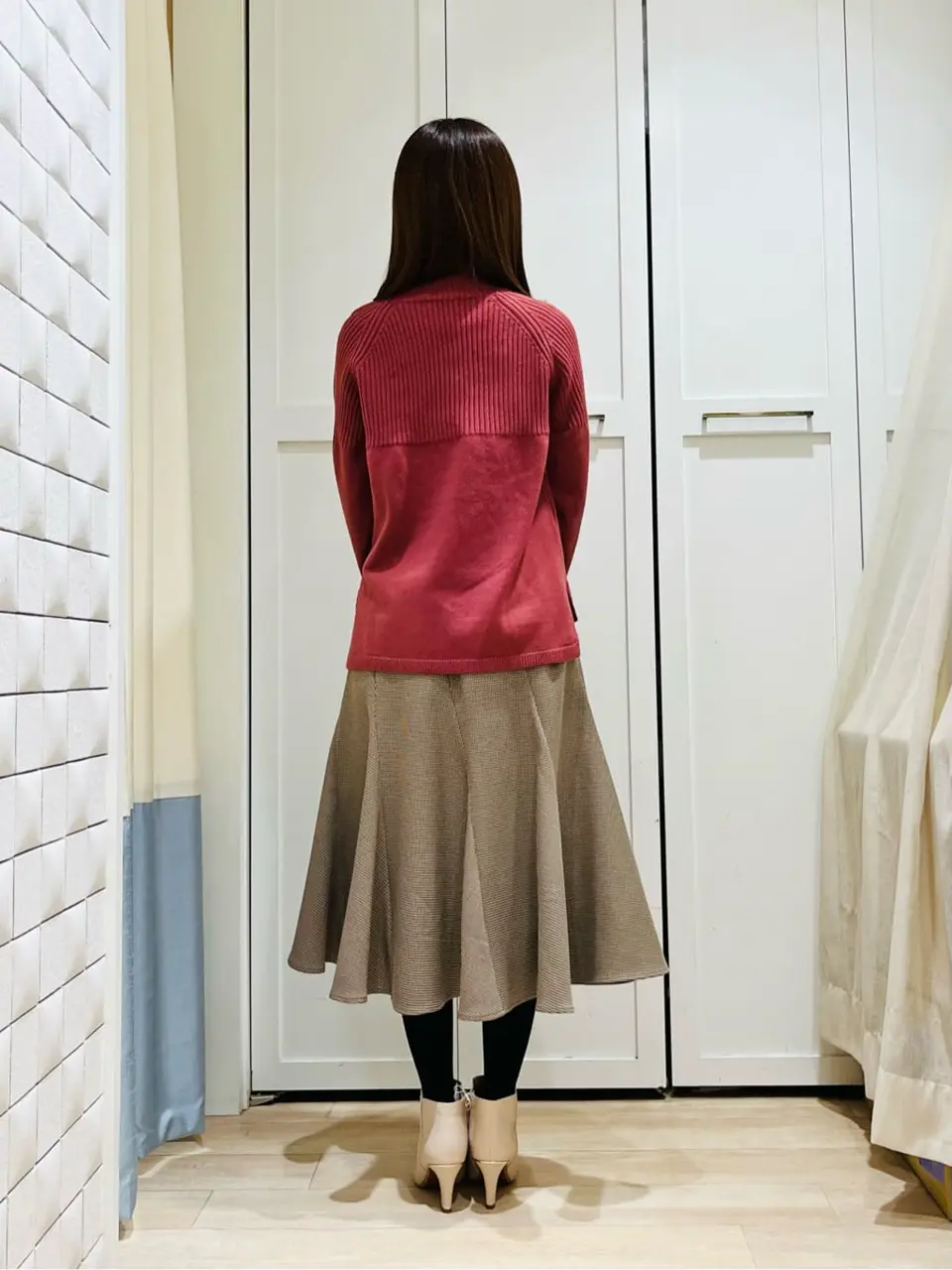 ANY SIS スタッフ コーディネート画像