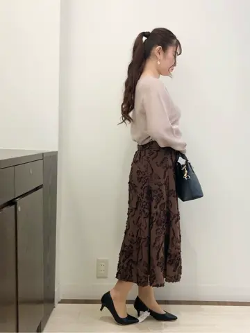 ANY SIS スタッフ コーディネート画像