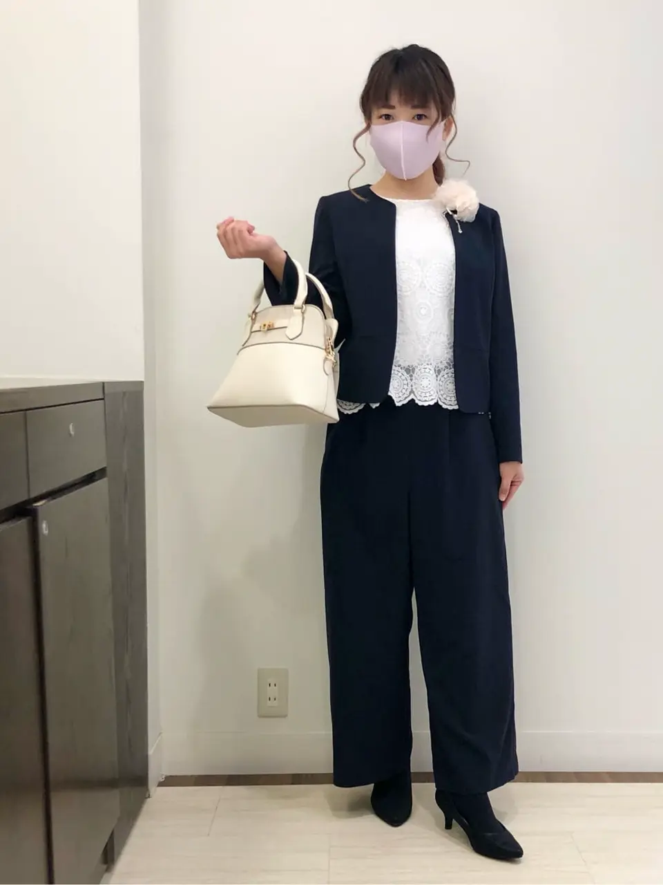 ANY SIS スタッフ コーディネート画像