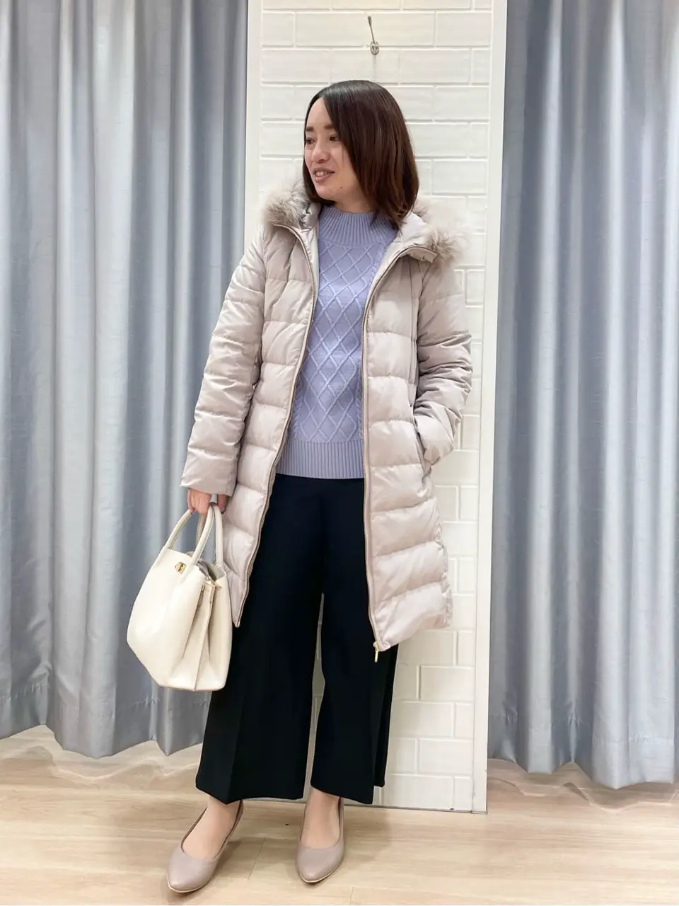 ANY SIS 丸岡 コーディネート画像