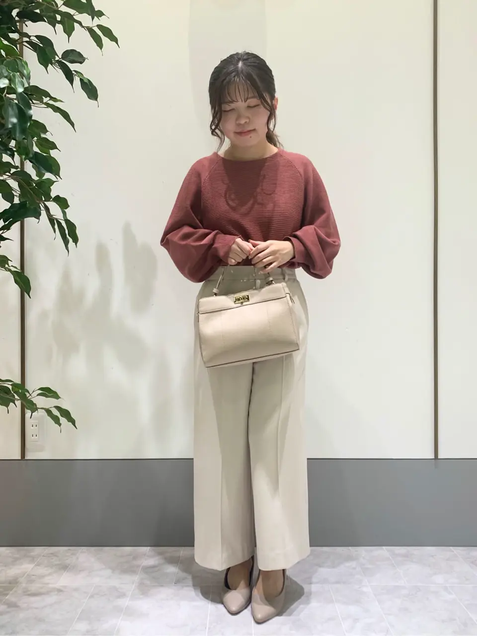 ANY SIS スタッフ コーディネート画像