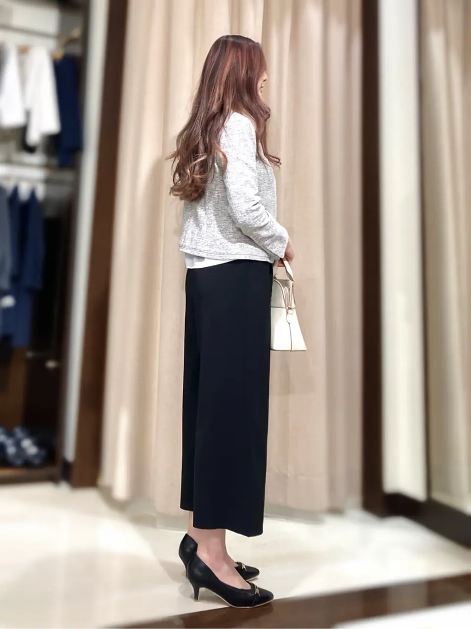 ANY SIS STAFF コーディネート画像