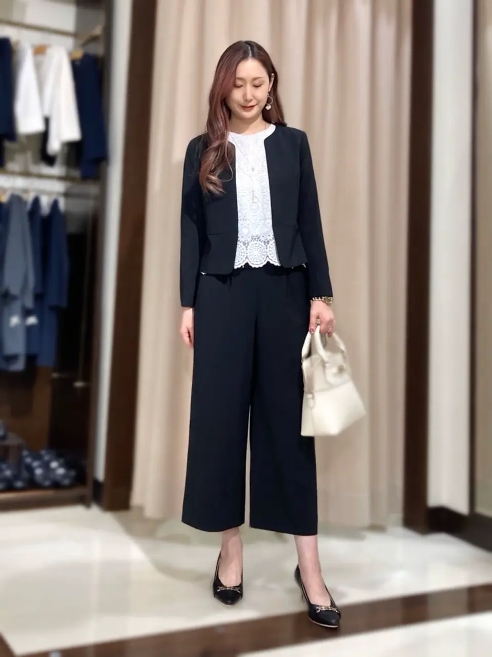 ANY SIS STAFF コーディネート画像