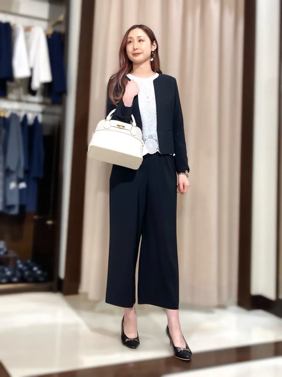 ANY SIS STAFF コーディネート画像