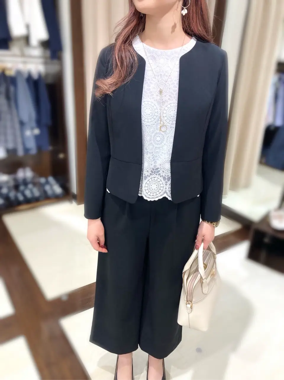 ANY SIS STAFF コーディネート画像