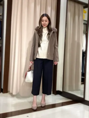 ANY SIS STAFF コーディネート画像