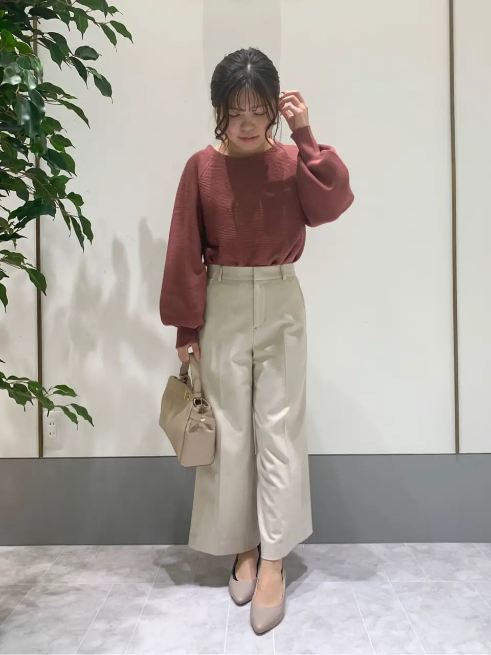 ANY SIS スタッフ コーディネート画像