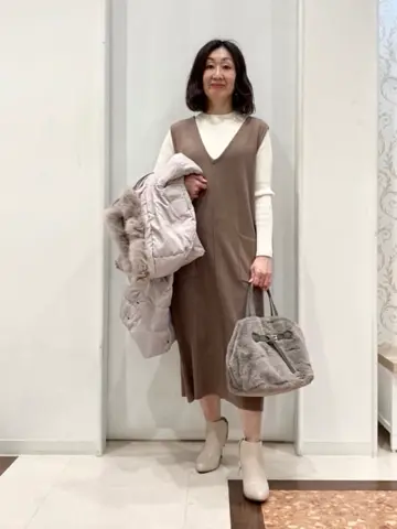 ANY SIS スタッフ コーディネート画像