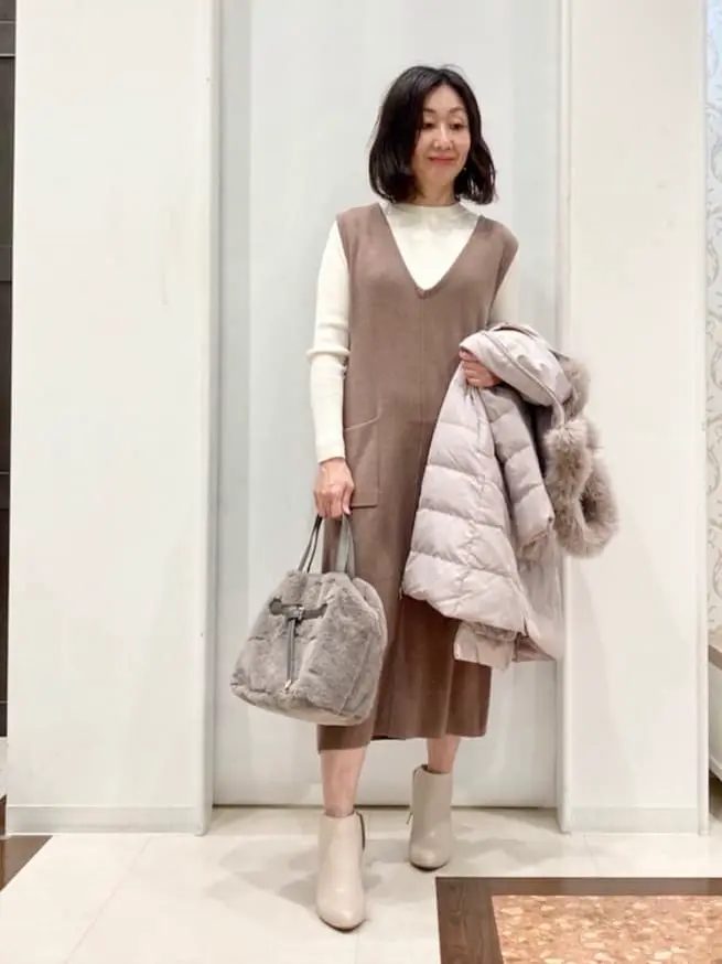 ANY SIS スタッフ コーディネート画像