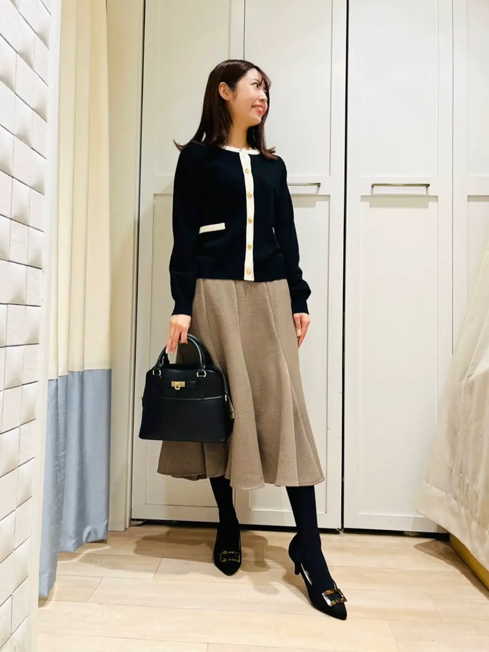 ANY SIS スタッフ コーディネート画像