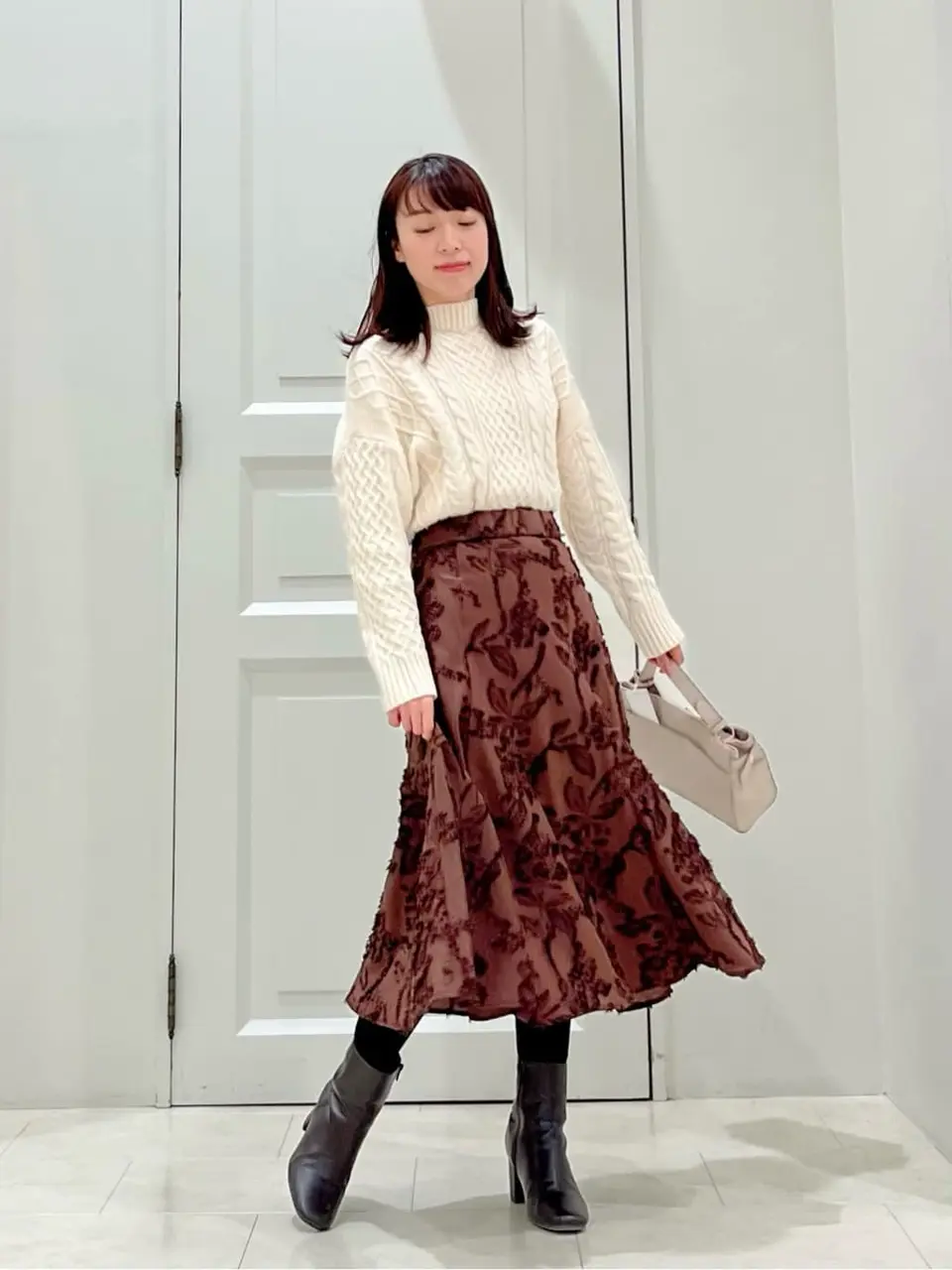 ANY SIS スタッフ コーディネート画像