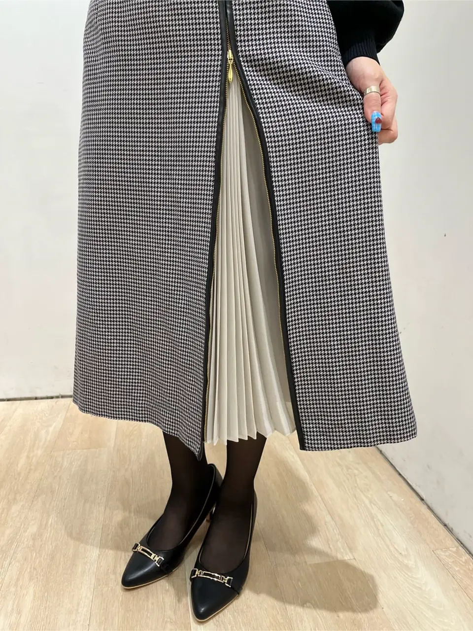 ANY SIS 梅田 コーディネート画像