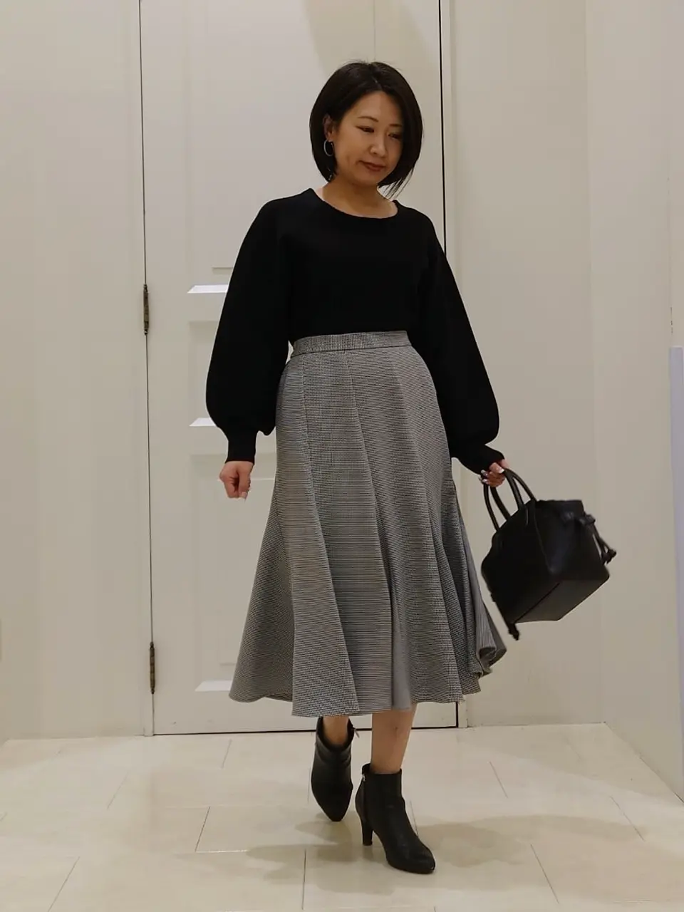 ANY SIS スタッフ コーディネート画像