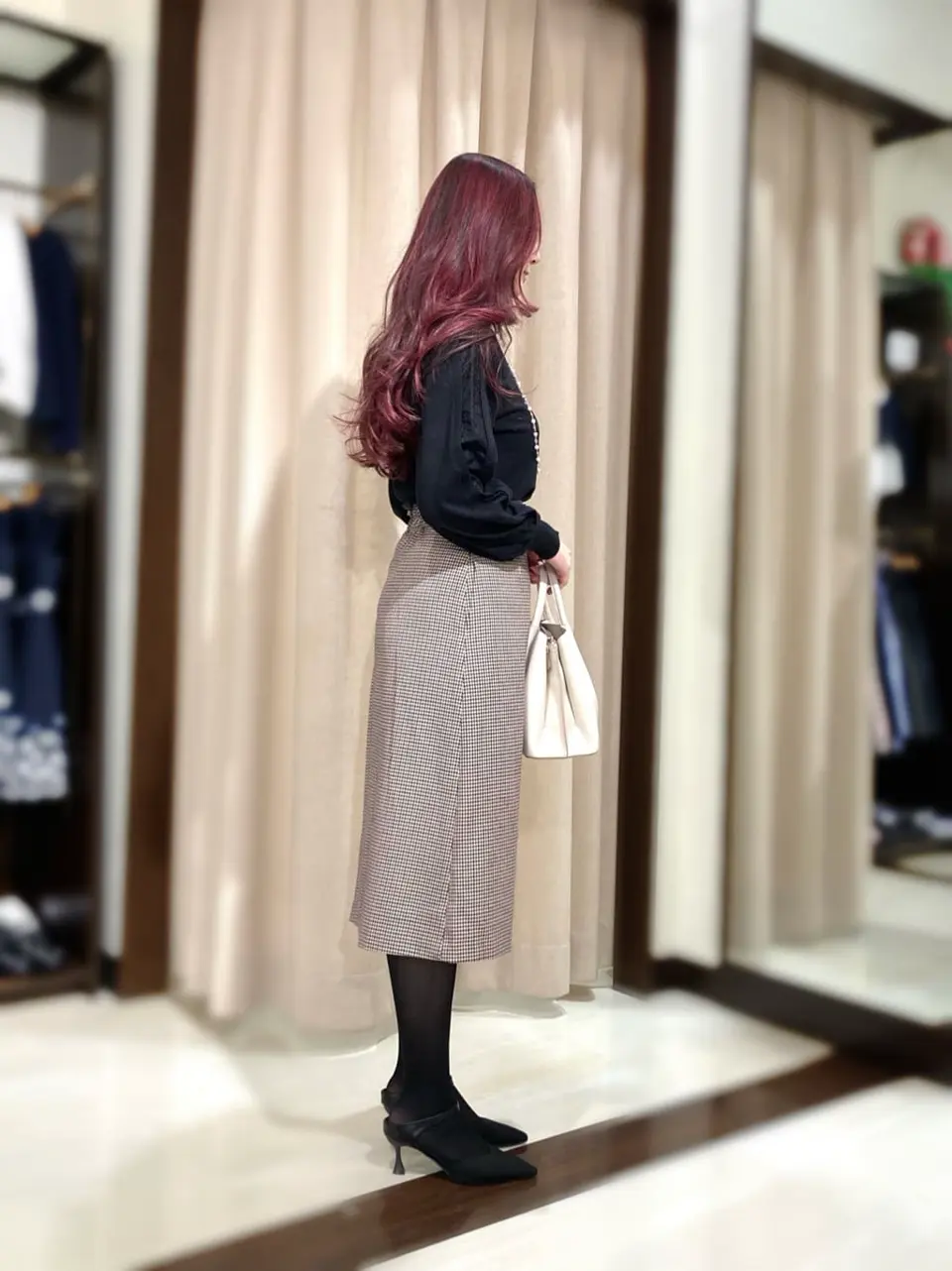 ANY SIS STAFF コーディネート画像