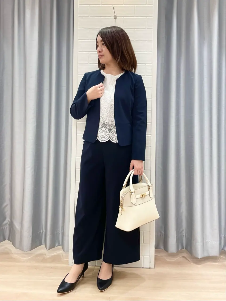 ANY SIS 丸岡 コーディネート画像