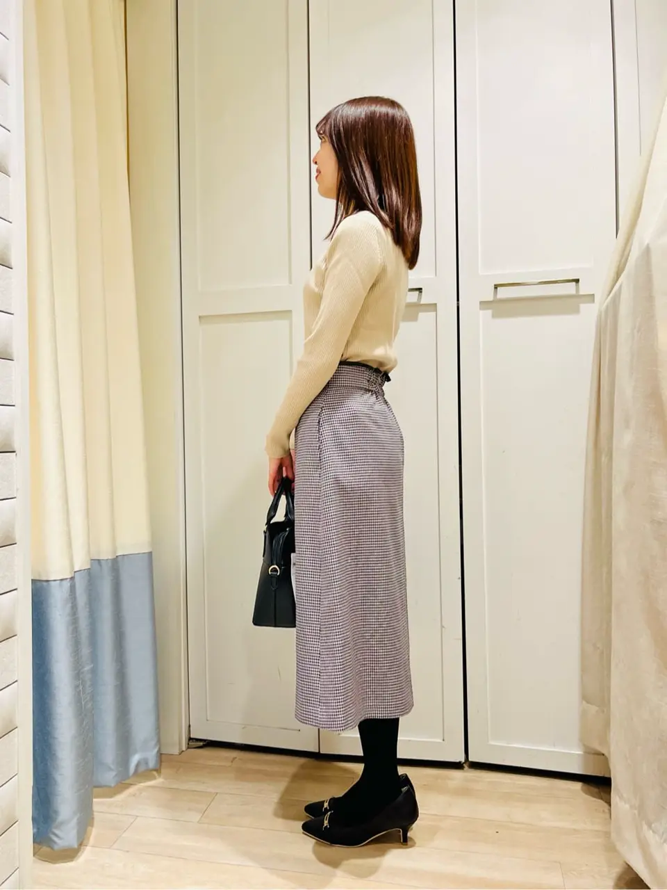 ANY SIS スタッフ コーディネート画像