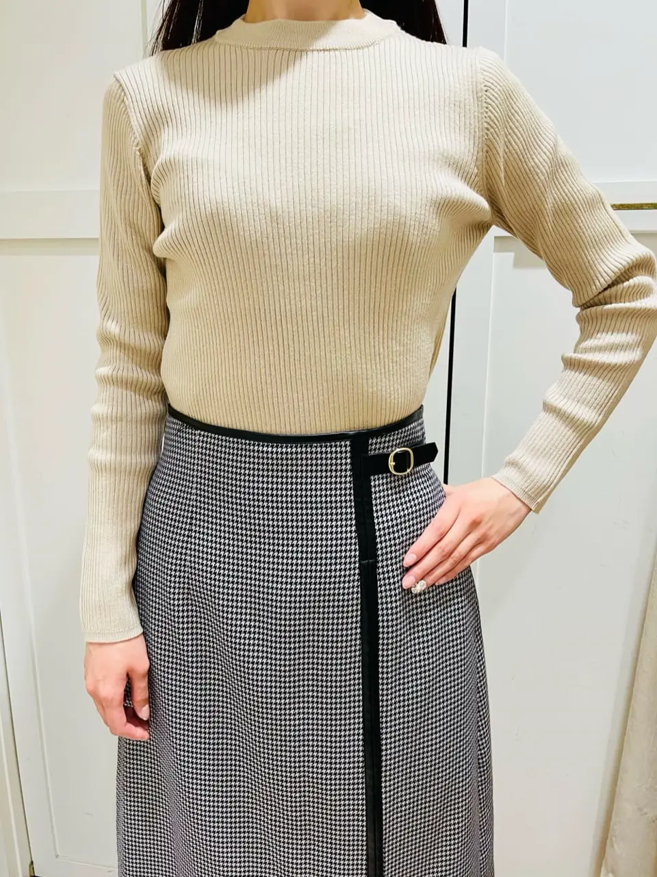 ANY SIS スタッフ コーディネート画像