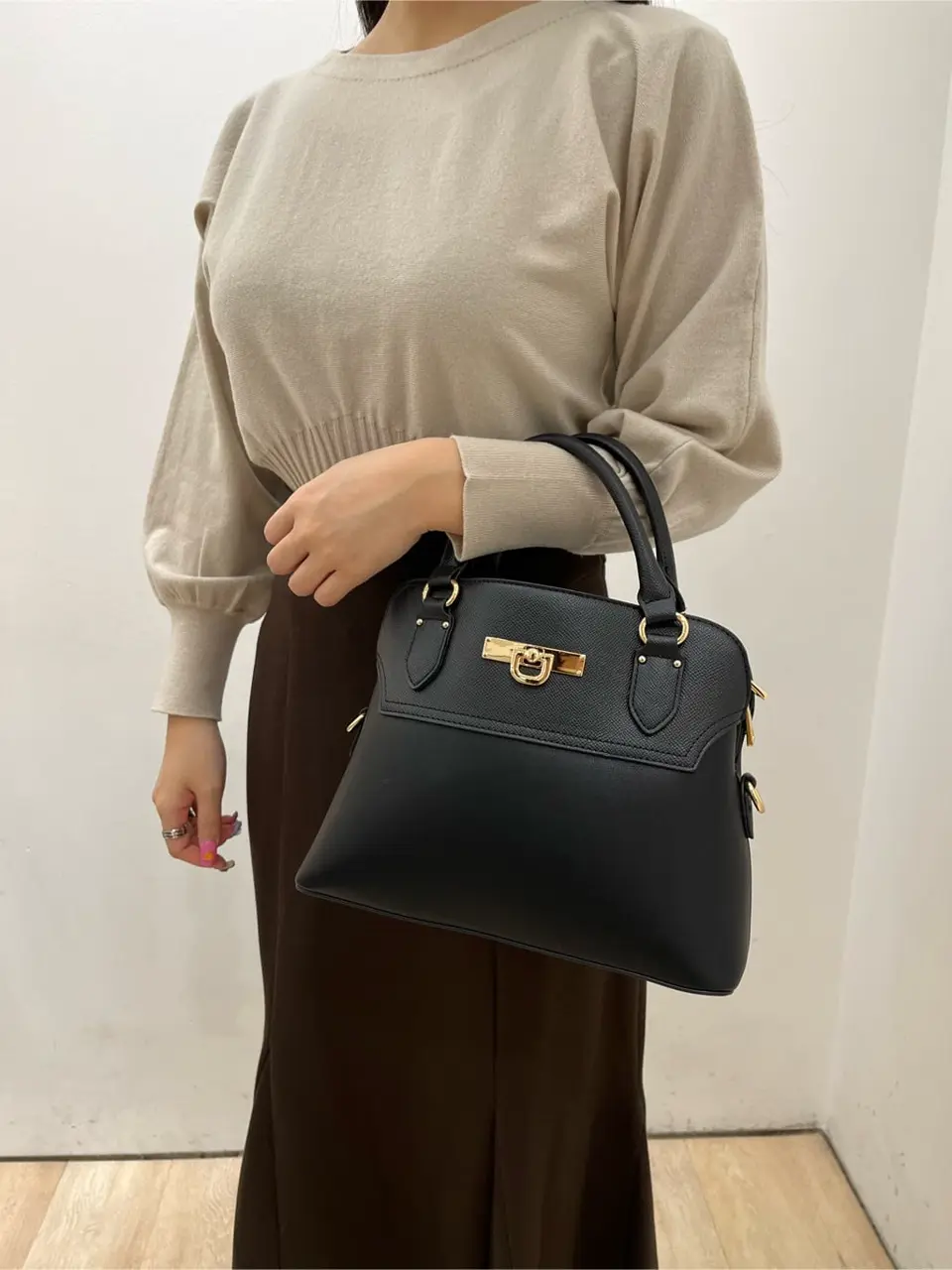 ANY SIS 梅田 コーディネート画像