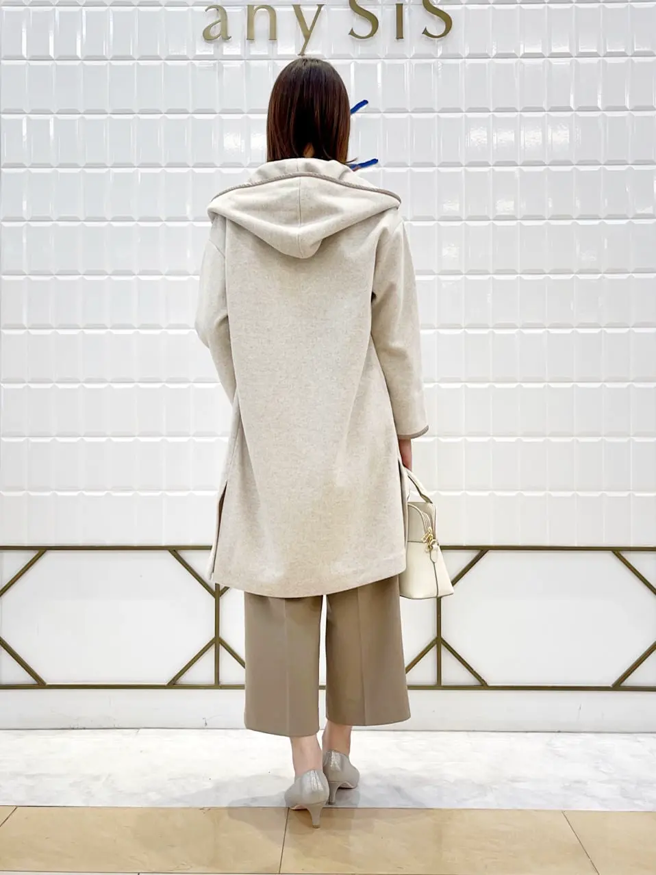 ANY SIS 上田 コーディネート画像