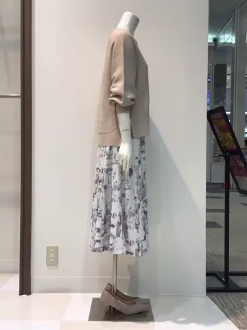 ANY SIS 布川 コーディネート画像