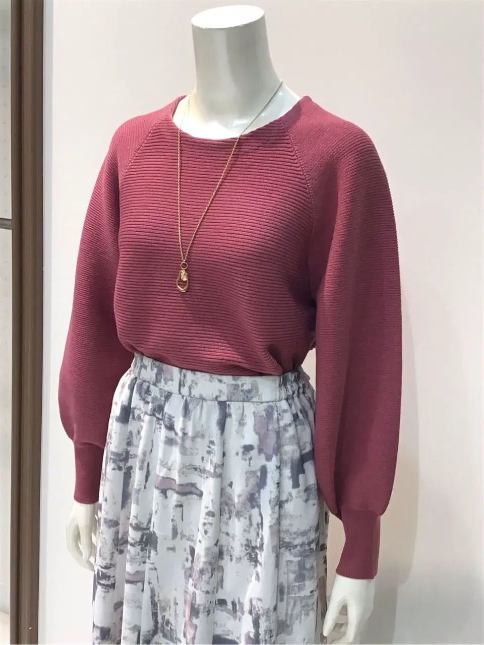 ANY SIS 布川 コーディネート画像