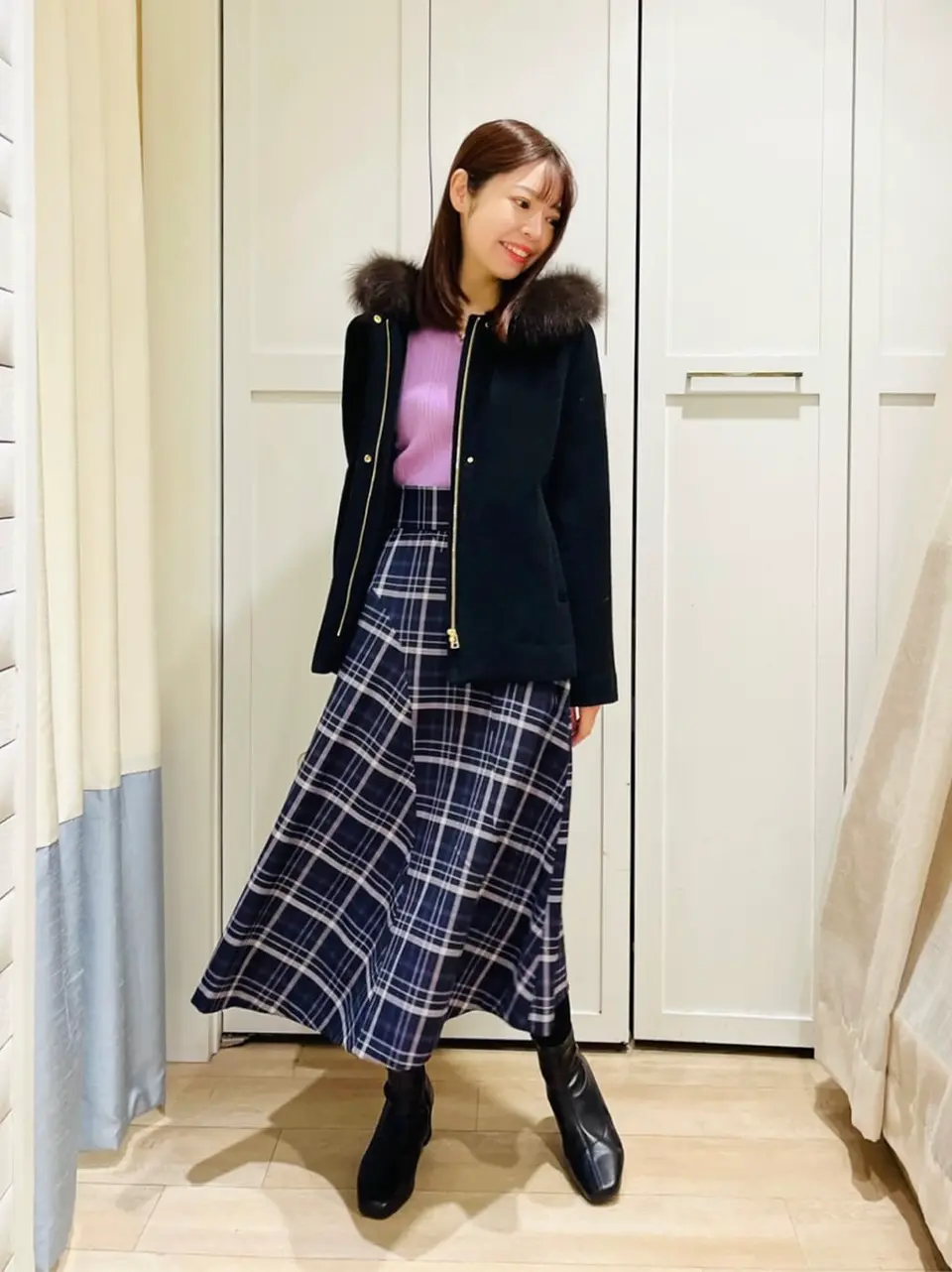 ANY SIS スタッフ コーディネート画像