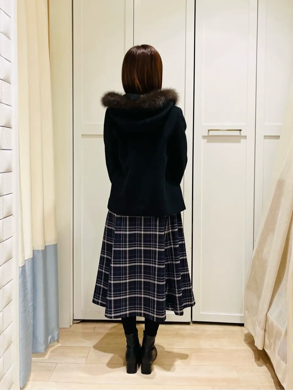 ANY SIS スタッフ コーディネート画像