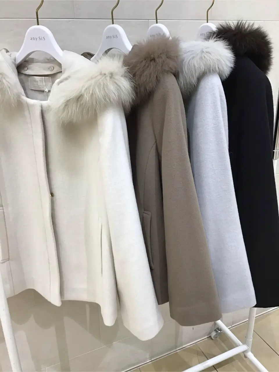 ANY SIS 道田 コーディネート画像