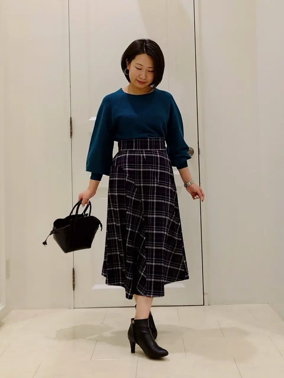 ANY SIS スタッフ コーディネート画像